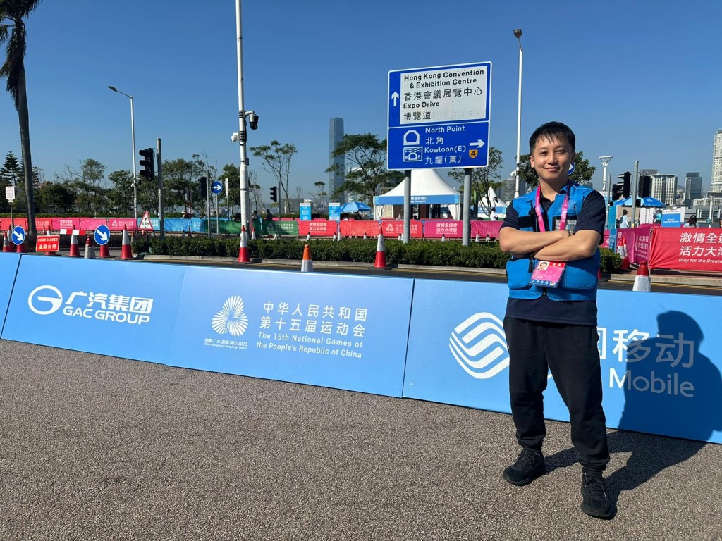 顏曦文指出,傳媒聯絡隊在確保整體安全與秩序的情況下,會全力協調傳媒的採訪工作。 顏曦文指出,傳媒聯絡隊在確保整體安全與秩序的情況下,會全力協調傳媒的採訪工作。