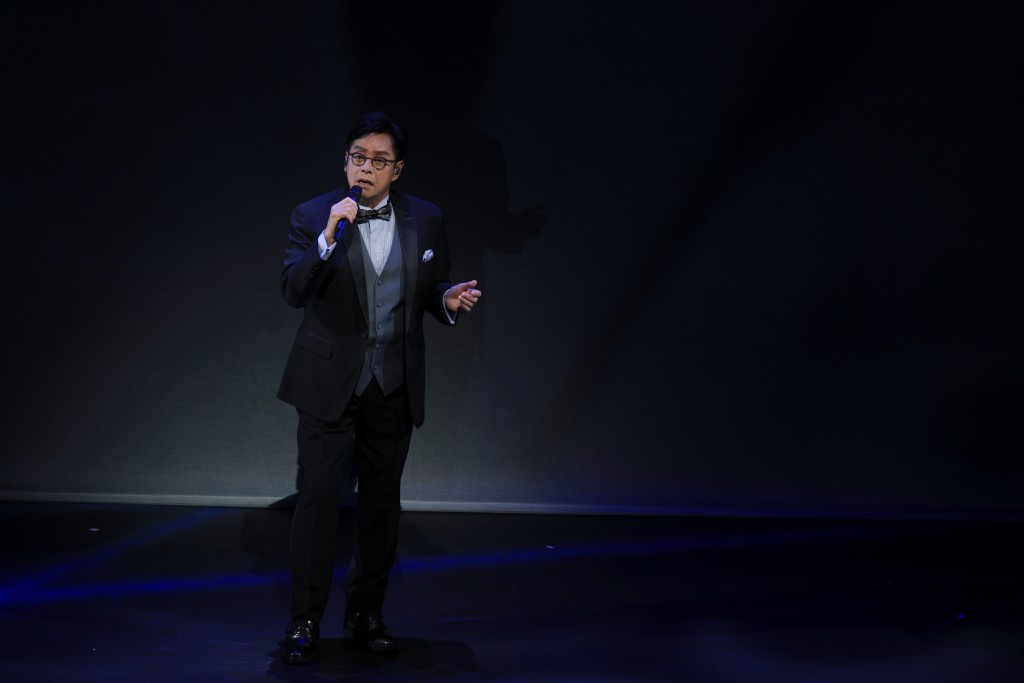 谭咏麟演唱会因高考改期。中新社 谭咏麟演唱会因高考改期。中新社