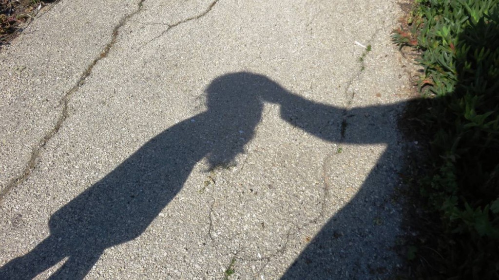 甘肅有12歲女童被3男子禁錮及多次強姦，但警方最初不立案追究。iStock