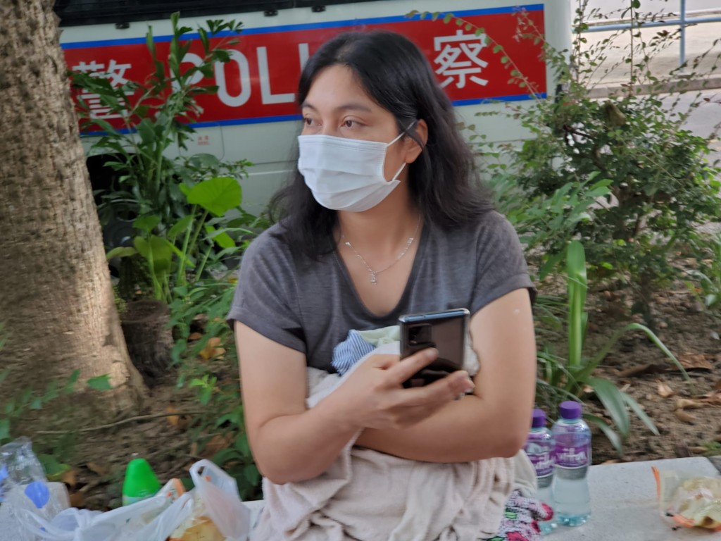吳小姐認得死者是街坊,覺得今次火警很恐怖。