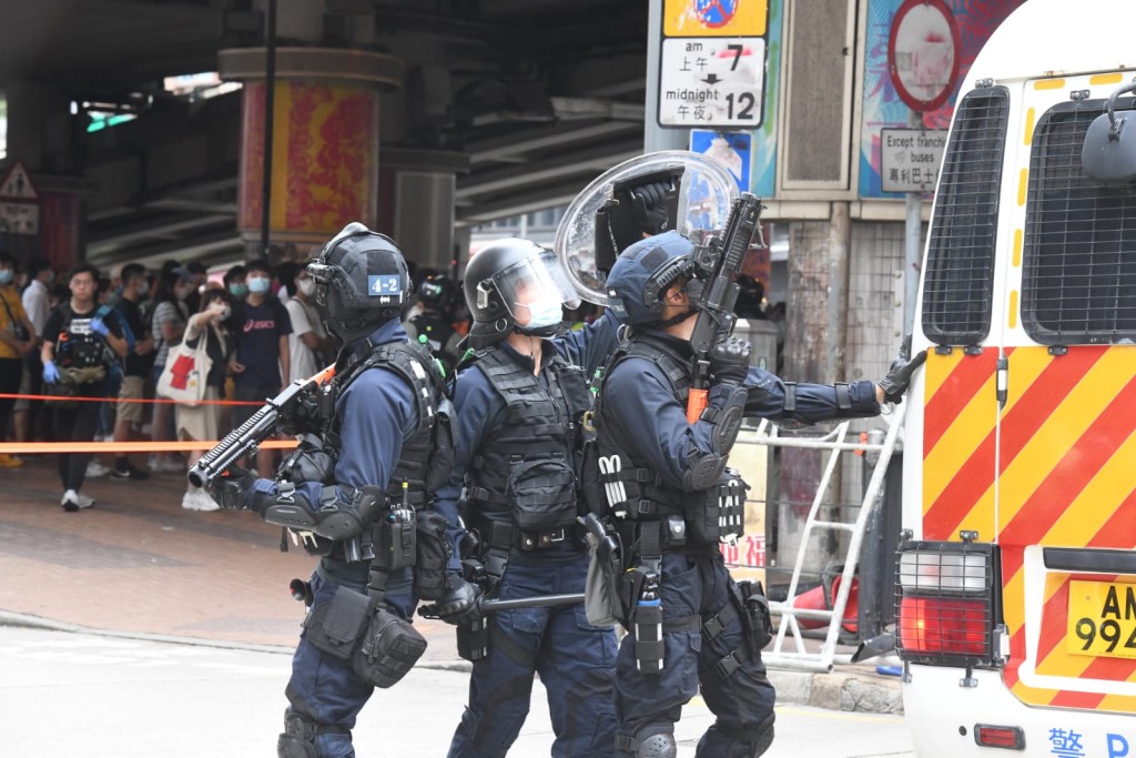有警員受傷。