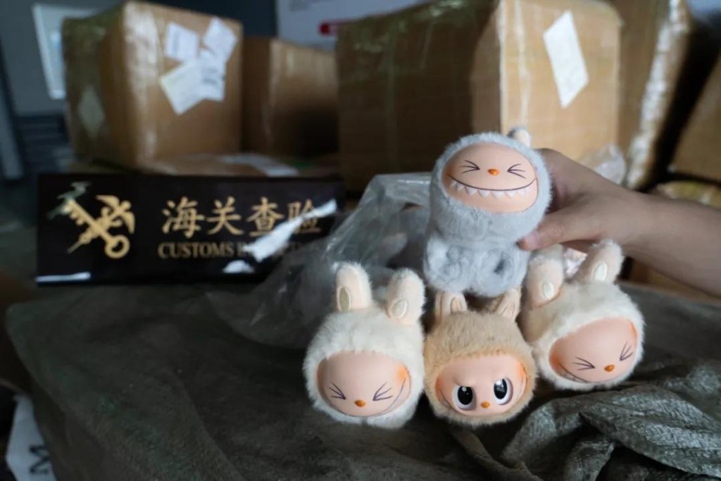 針對Labubu仿造行為的監管力度持續加大，令從業者倍感壓力。