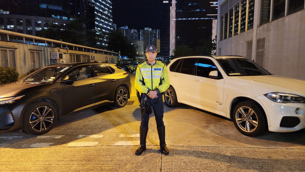 警方交代案情。黃文威攝 警方交代案情。黃文威攝