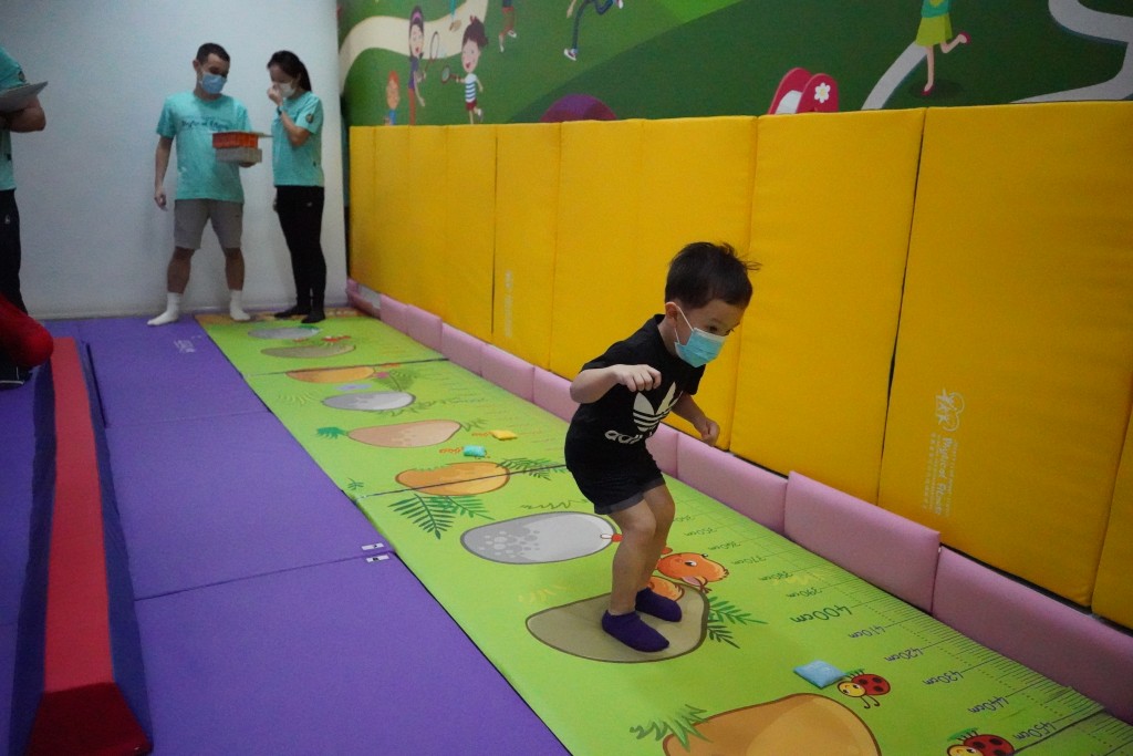 建立良好體適能習慣不但可加強幼兒的運動發展，也有助他們放鬆心情。