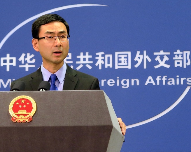 外交部發言人耿爽表示,強烈不滿南韓樂天為薩德供地。
