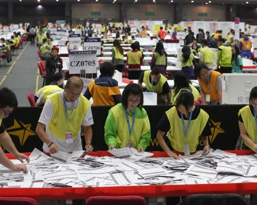 選舉事務處證實遺失2016年票站8000名選民登記冊 。資料圖片
