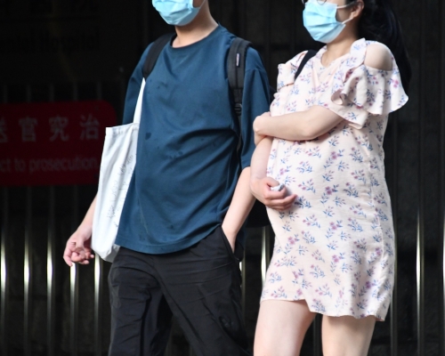 醫管局亦提醒，孕婦需特別小心，避免在疫情時受感染。資料圖片
