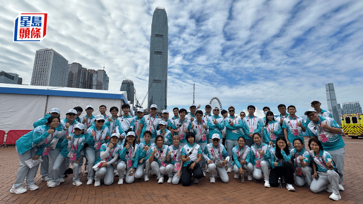 港专义工服务逾1000小时 助全运会顺利举行 学生：实践人际沟通理论 (图片来源：港专)