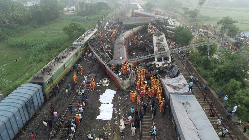 印度火車經常發生嚴重事故。