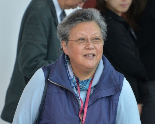 全國人大常委范徐麗泰形容777為幸運數字。盧江球攝