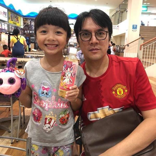 洪楗華與上華唱片合約完結後便淡出娛樂圈,有指他婚後育有一對子女。 洪楗華與上華唱片合約完結後便淡出娛樂圈,有指他婚後育有一對子女。