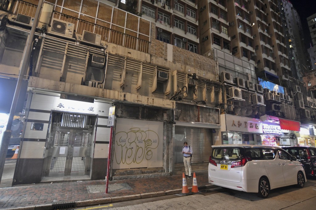 灣仔堅拿道西15號地下G18A號舖位，意向價約6800萬。
