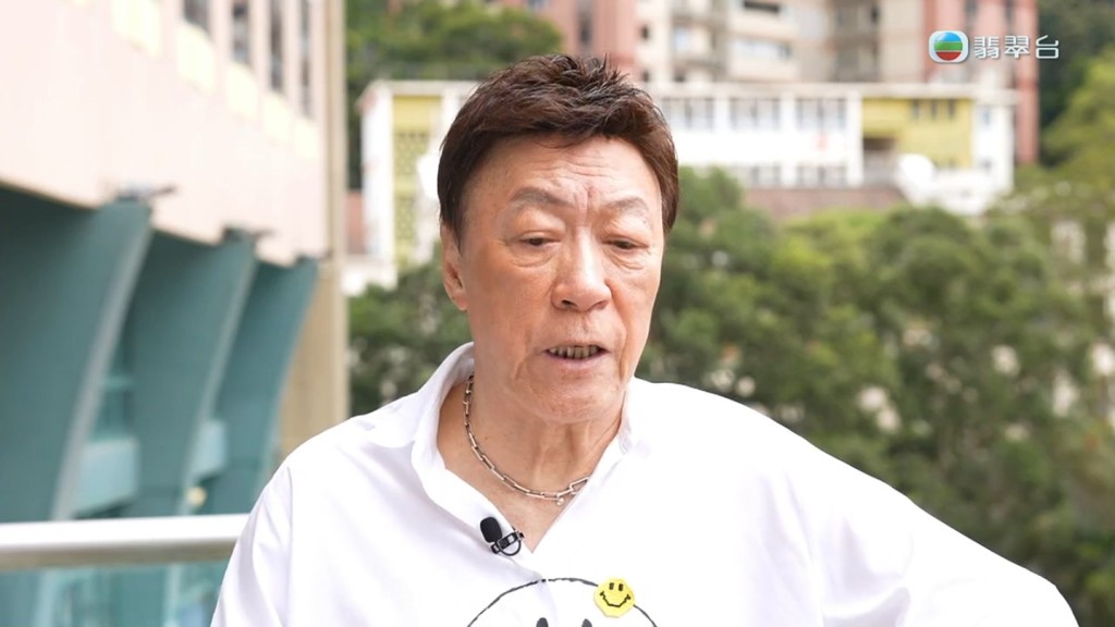 陈欣健指太太张蓉蓉打麻雀几十年，却于50几岁便发病，可能跟她少运动有关。
