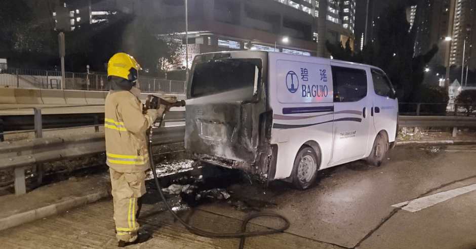 黃大仙客一輛貨車遭縱火。