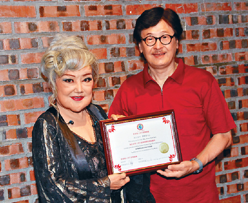 ■邵音音和孫敬安齊支持Live Show。
