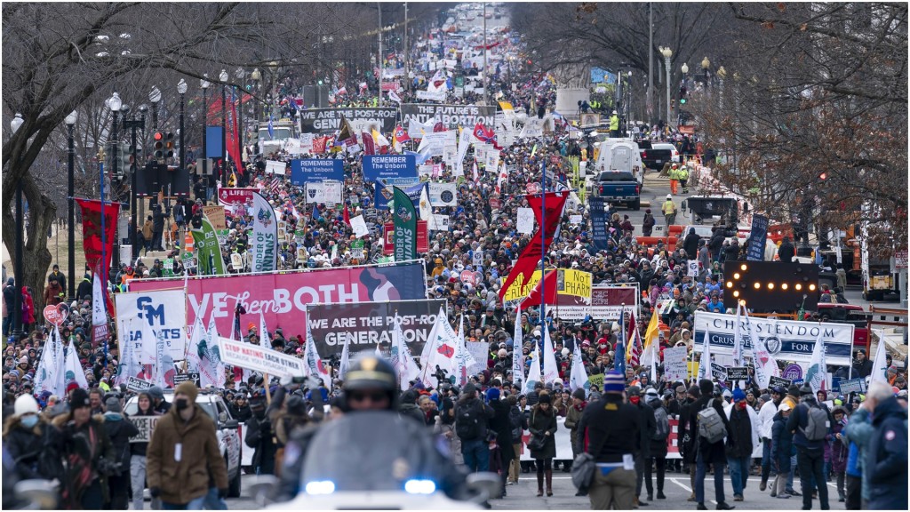 數以萬人於華盛頓參加一年一度的「為生命遊行」集會。AP