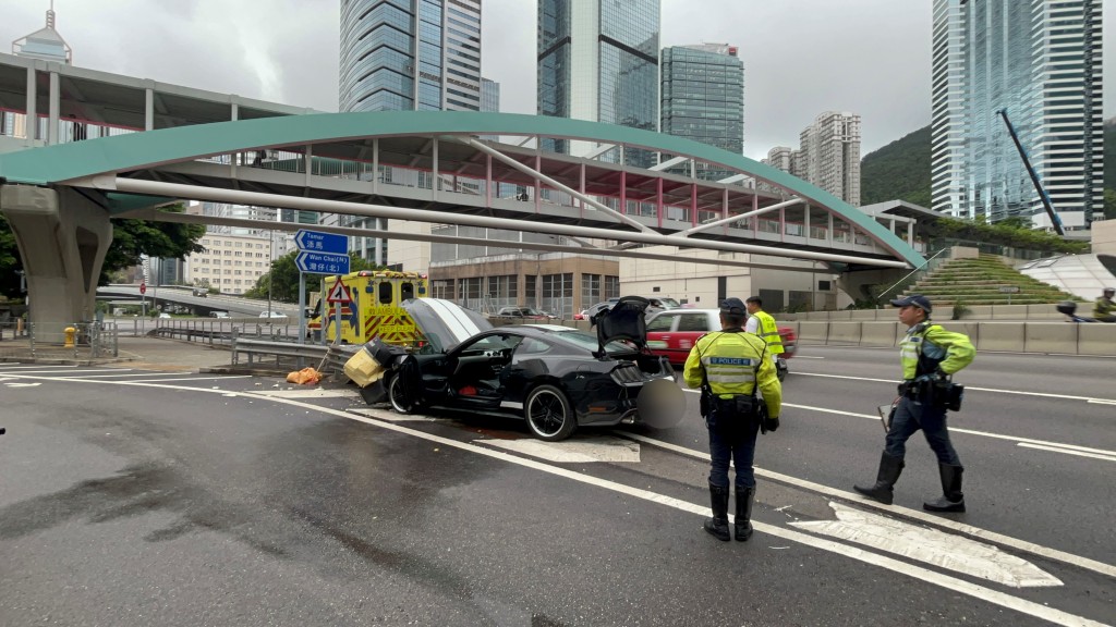 警员到场调查。