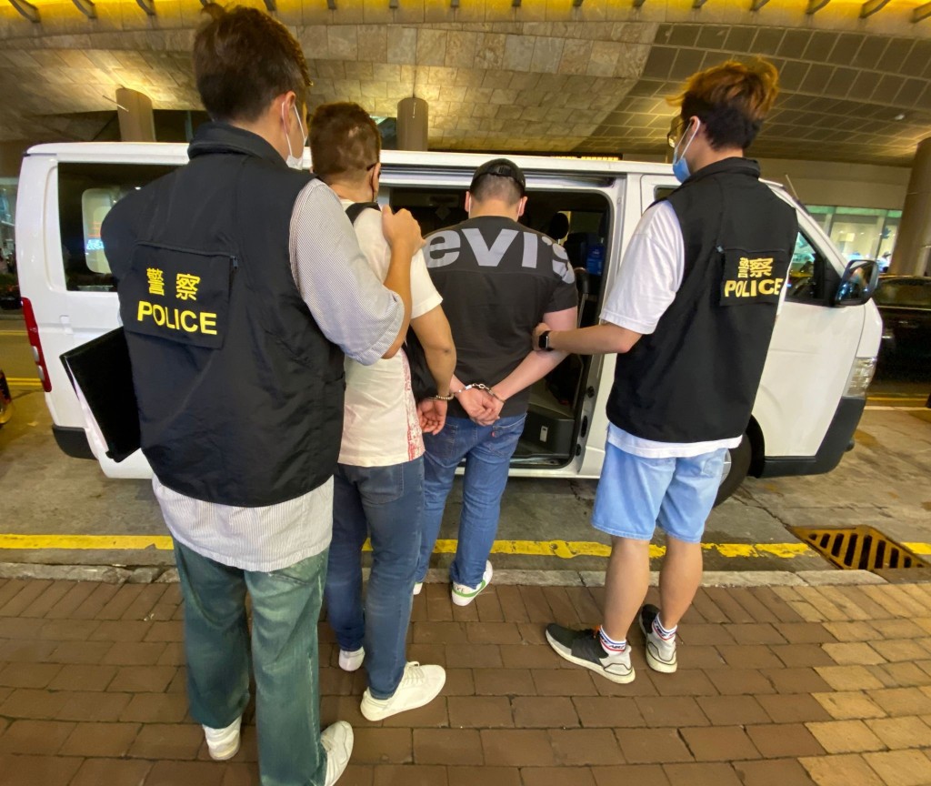 警方拘捕涉案人士。