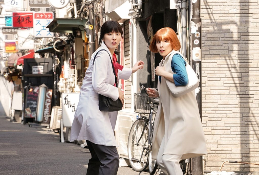竹內結子在《信用欺詐師JP 公主篇》飾演長澤正美師父STAR。
