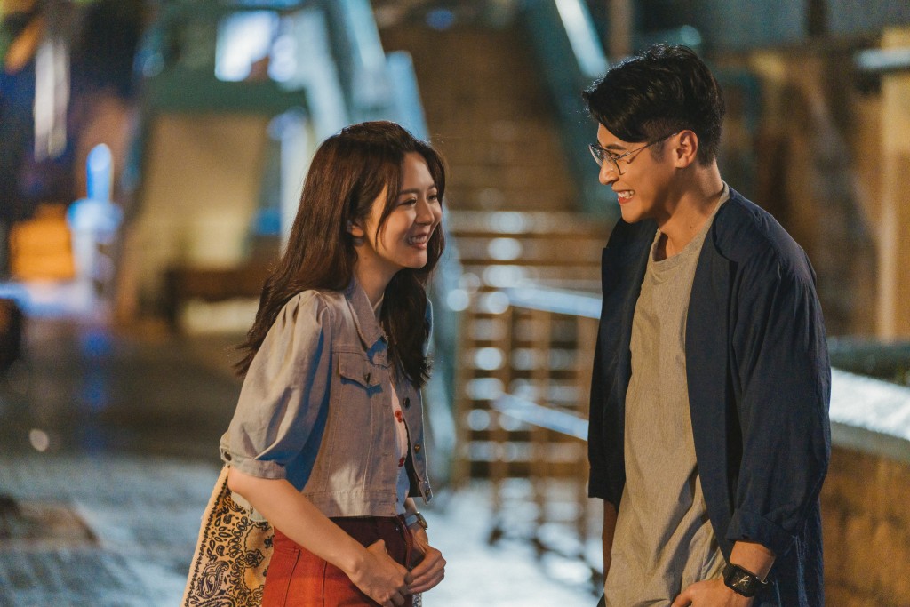 新戲《情場如戰場》由陳家樂、曾樂彤等主演。 新戲《情場如戰場》由陳家樂、曾樂彤等主演。
