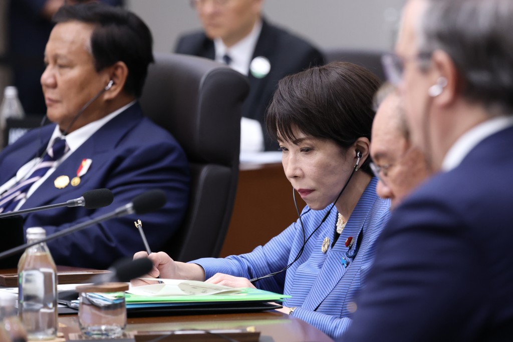 高市曾高調宣示:「我要拋棄『工作和生活平衡』這句話。工作、工作、工作、工作,我會一直工作。」美聯社 高市曾高調宣示:「我要拋棄『工作和生活平衡』這句話。工作、工作、工作、工作,我會一直工作。」美聯社