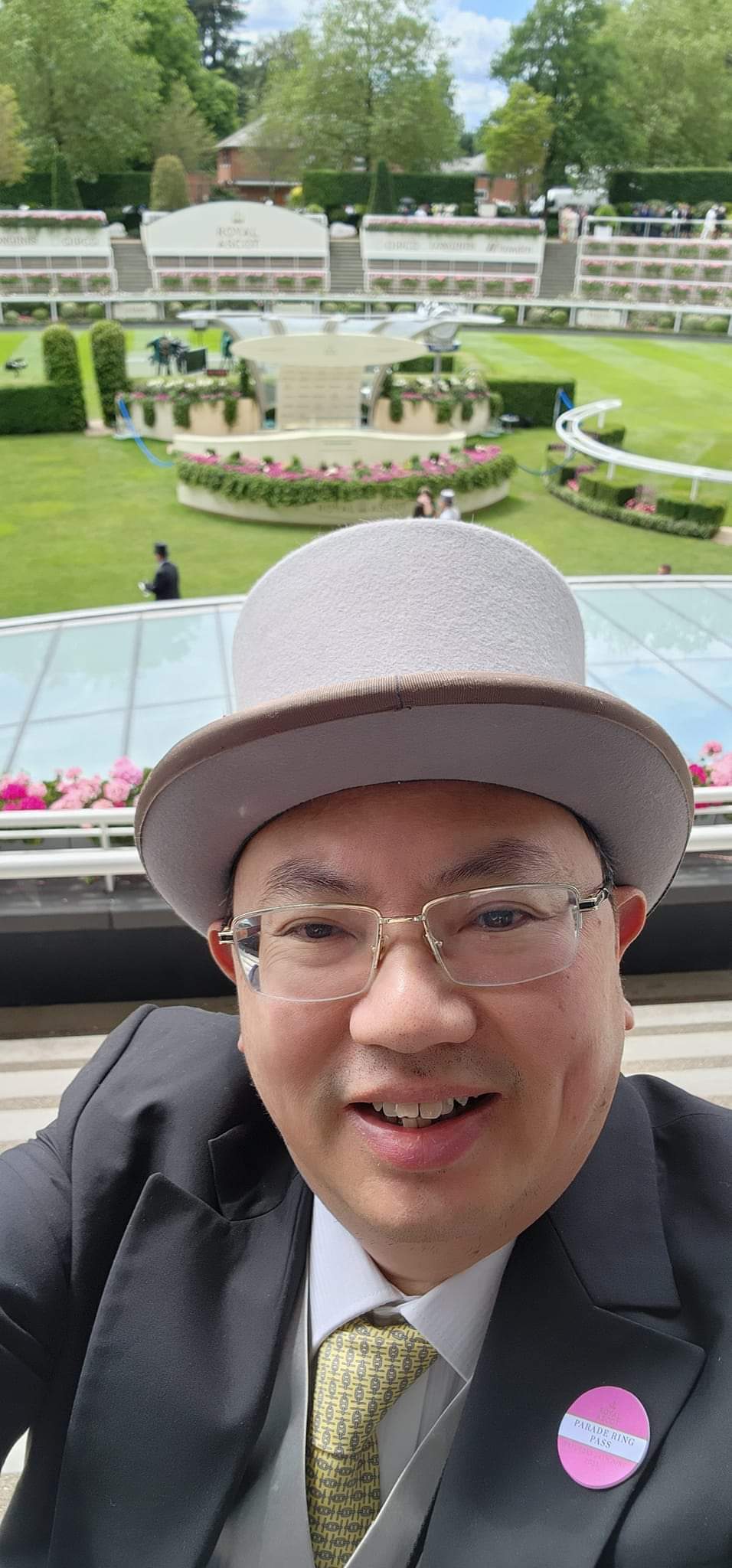 吳嵩今午回港，明晚可為團體馬「中華英雄」打氣。