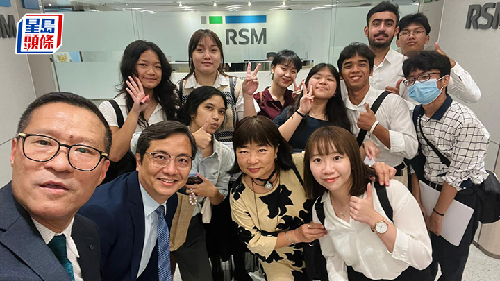 香港會計師專業協會早前舉辦「中學生職業導向計劃」，中華基督教會桂華山中學有8名就讀中四至中五的非華語生參加。