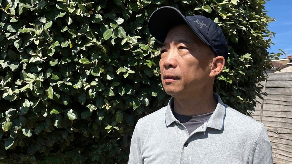 胡志偉抵英獲准「入境保釋」逗留7日 周三或被遞解出境 否認尋求政治庇護。美聯社