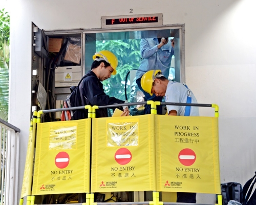 政府推出25億元「優化升降機資助計劃」。 資料圖片