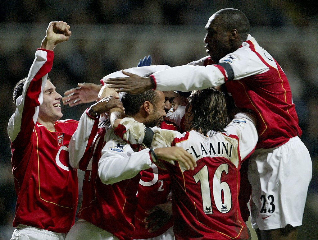 阿仙奴在2003至04球季英超以不敗姿態奪冠。Reuters
