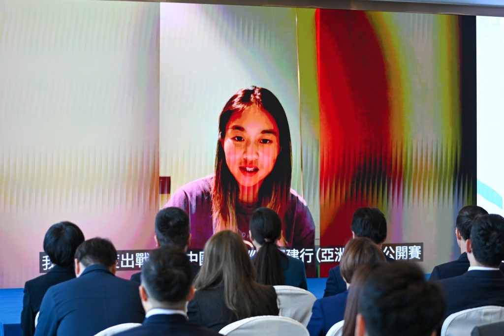 王康怡（图）和黄俊铿未能亲身出席发布会，以录像形式分享参赛感受。摄影：魏国谦