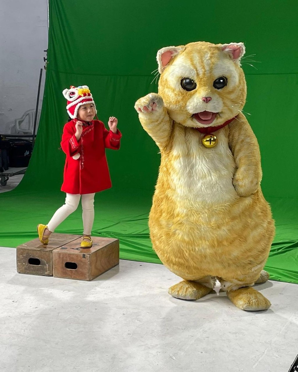 是新一代的「萬寧妹妹」。