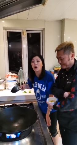 劉小慧日前直播教「蛋黃油」方法治濕疹,成網上熱話。
