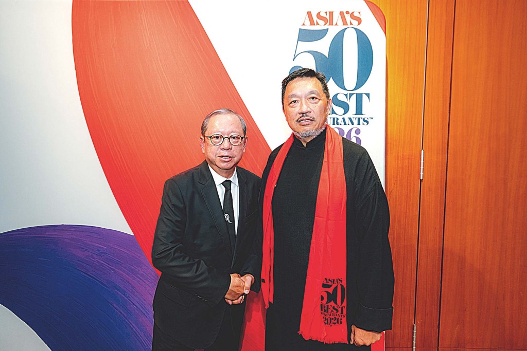 旅发局主席林建岳博士与「大班楼」创办人叶一南合照。 旅发局主席林建岳博士与「大班楼」创办人叶一南合照。