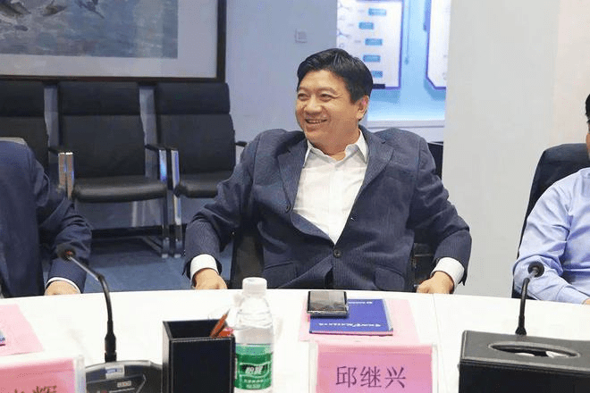 邱繼興。 邱繼興。