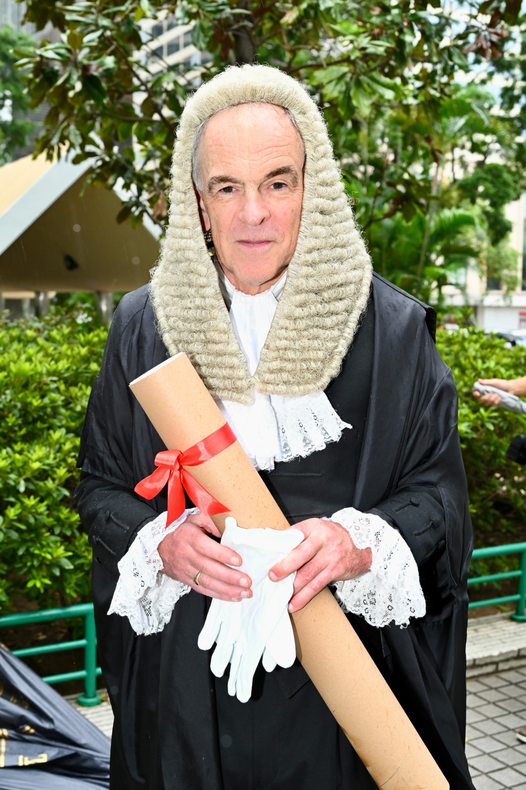 Charles Simon Hollander資深大律師。 Charles Simon Hollander資深大律師。