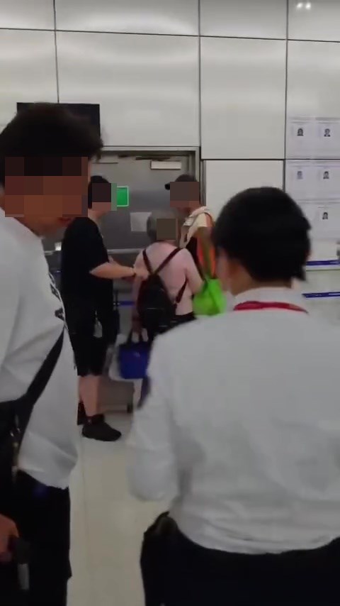 資料來源:Din Dong@facebook香港突發事故報料區及討論區 資料來源:Din Dong@facebook香港突發事故報料區及討論區