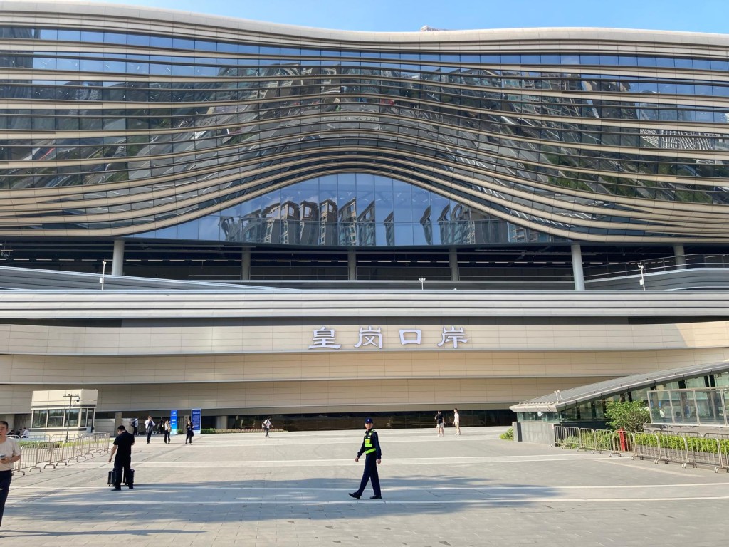 新皇崗口岸正式啟用。周正豪攝
