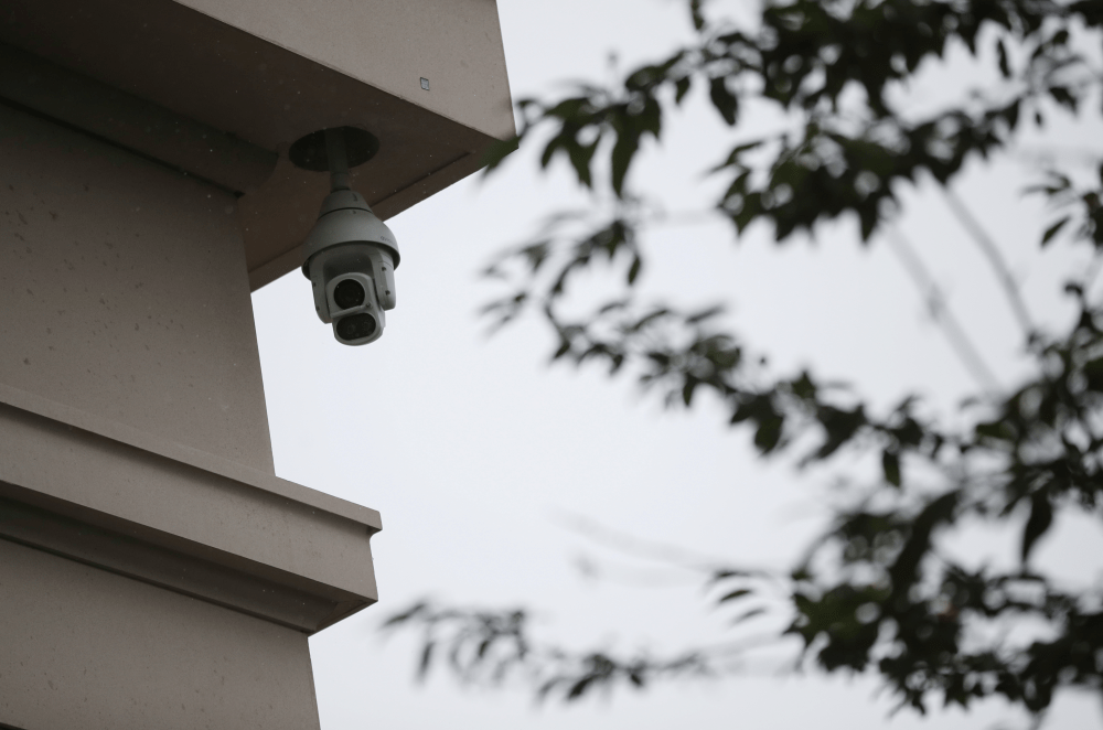研究報告指，英格蘭和威爾士有至少三分一的警察部隊使用海康威視生產的監控鏡頭。路透社