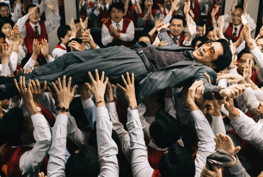 電影將香港80年代最紙醉金迷的一面呈現於觀眾眼前。