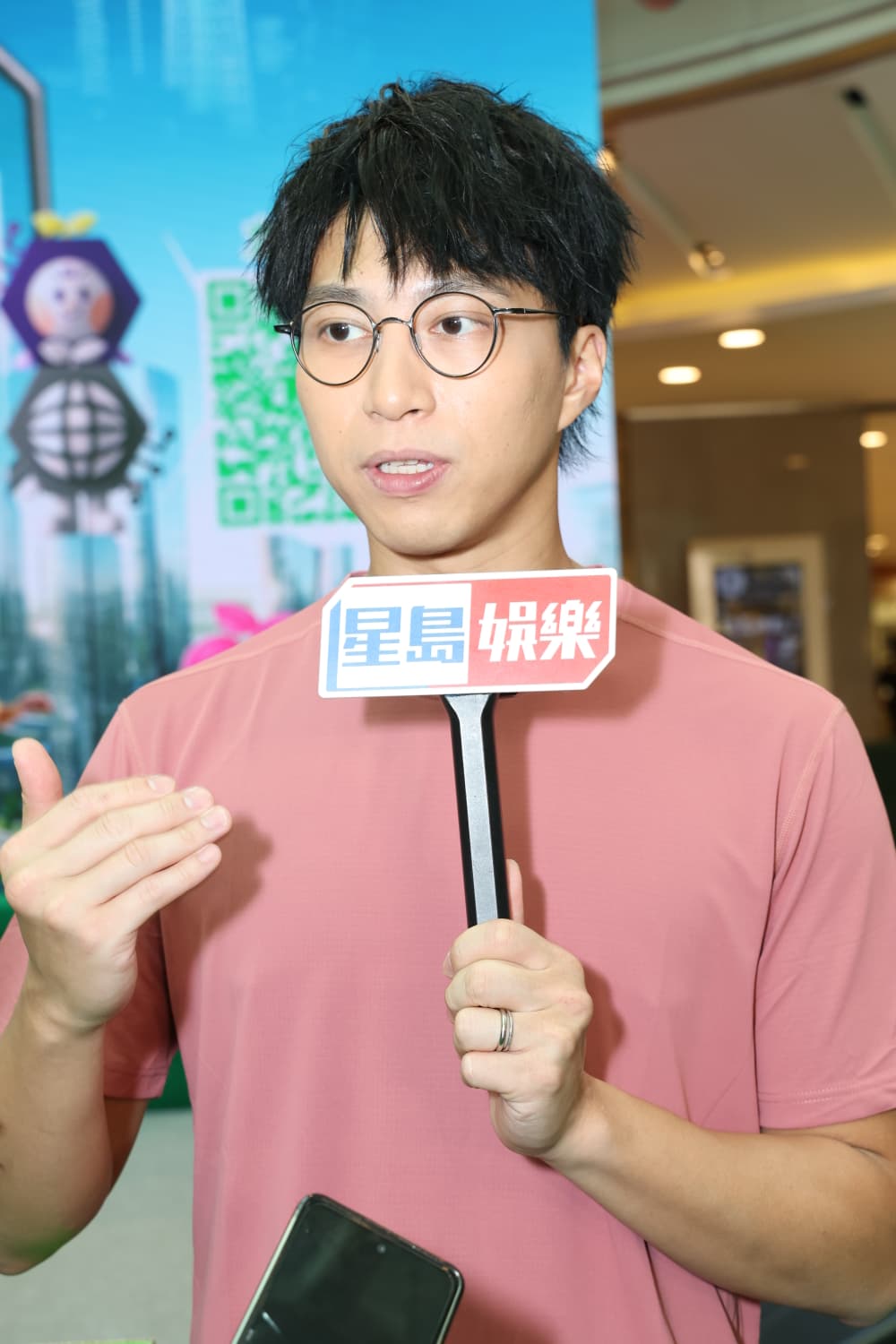 吳業坤既是歌手又是運動員，schedule好滿，幸好老婆濱口愛子沒有「詐型」。