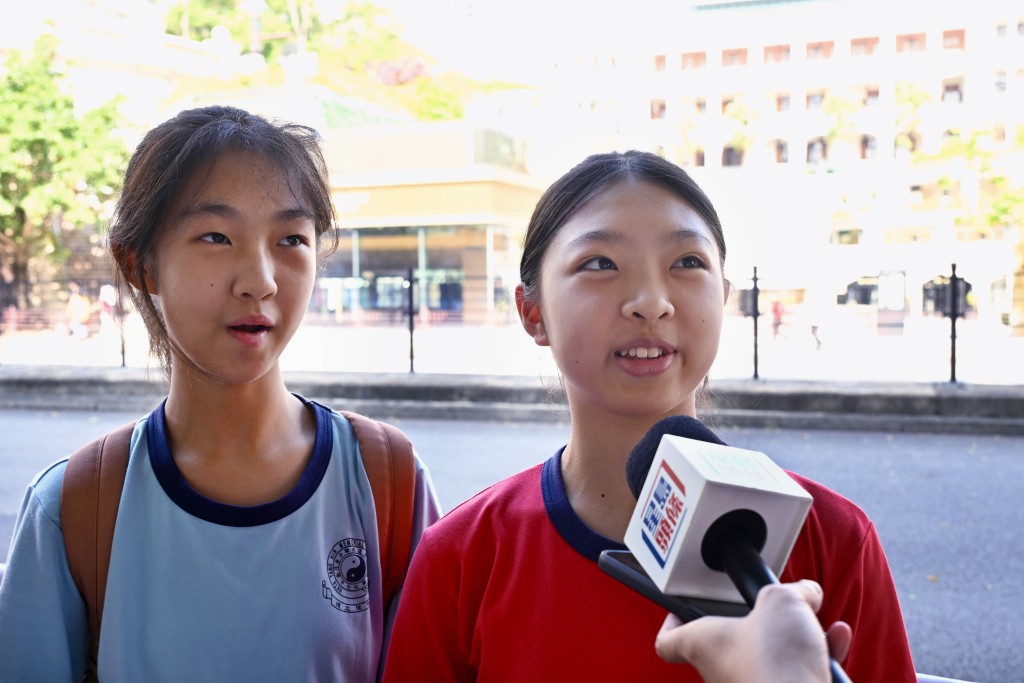 高同學(左)、黃同學(右)。何家豪攝