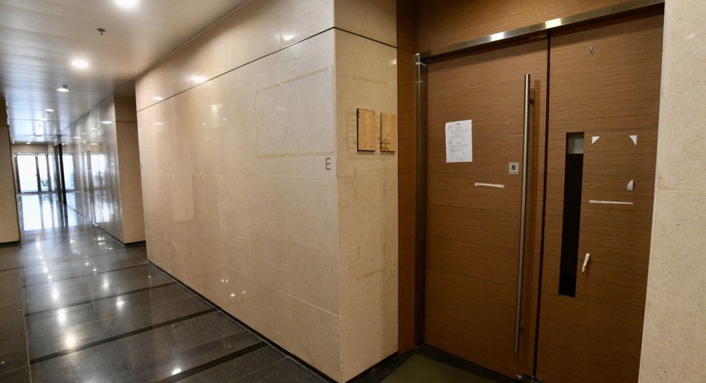 潘焯鴻及其公司在荔枝角租用的一個辦公室,被司法機構發出收樓令。盧江球攝