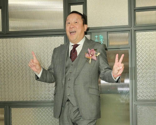 志偉謂肋骨受傷除了止痛藥外，根本無藥可救。