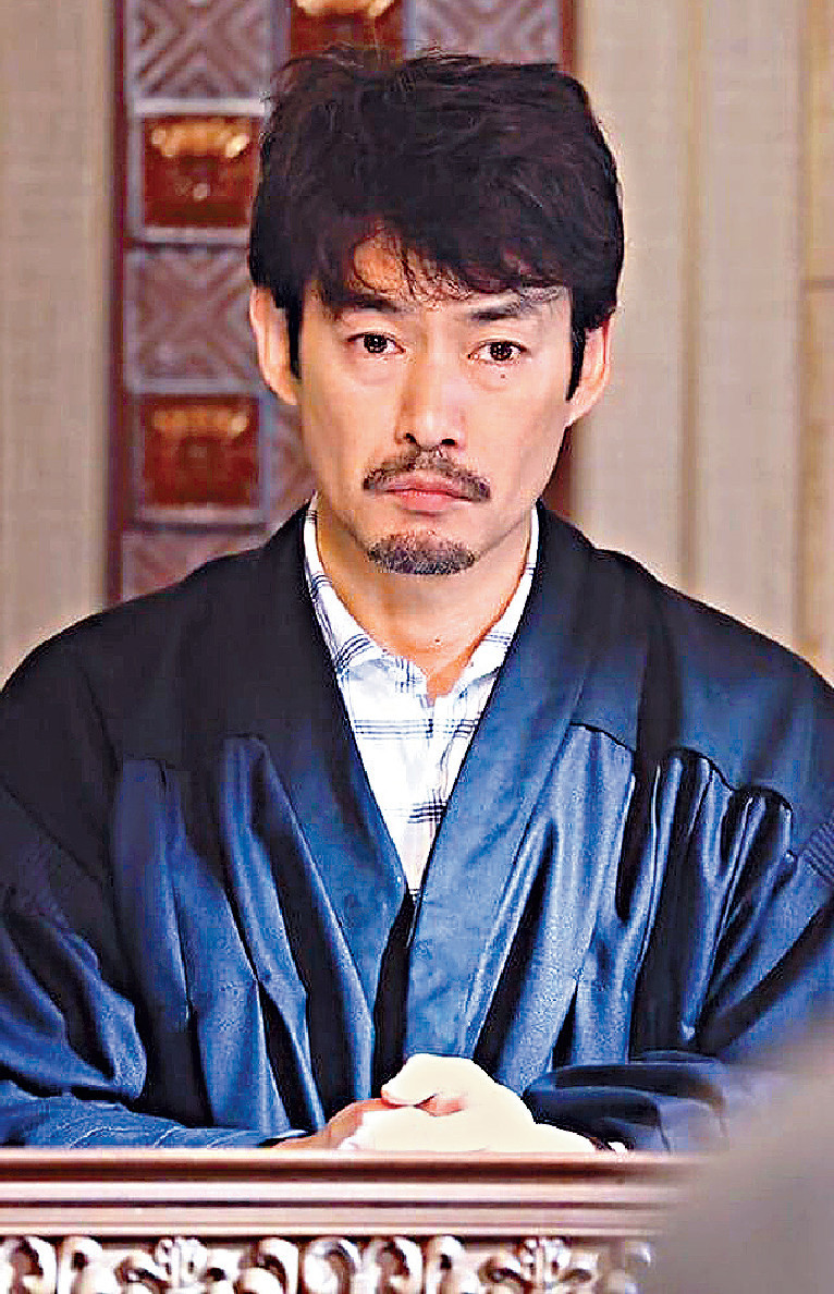 ■竹野內豐被指記性差，經常忘記對白而NG。
