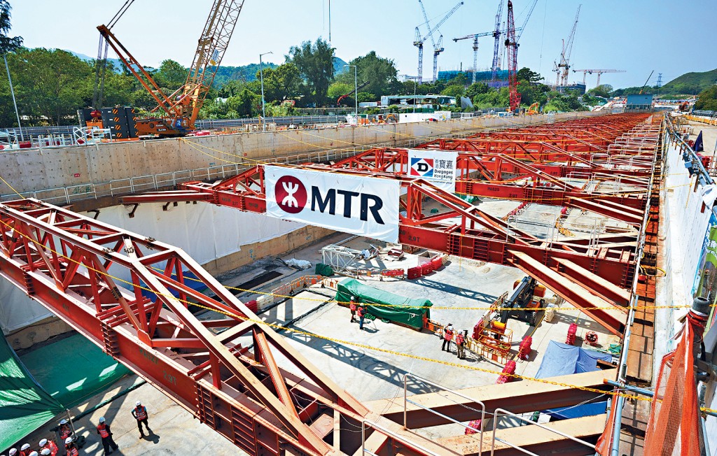 陈美宝表示，北环线主线启动礼不但标志着北环线展开工程，同时亦象征特区政府发挥破局和创新的思维。