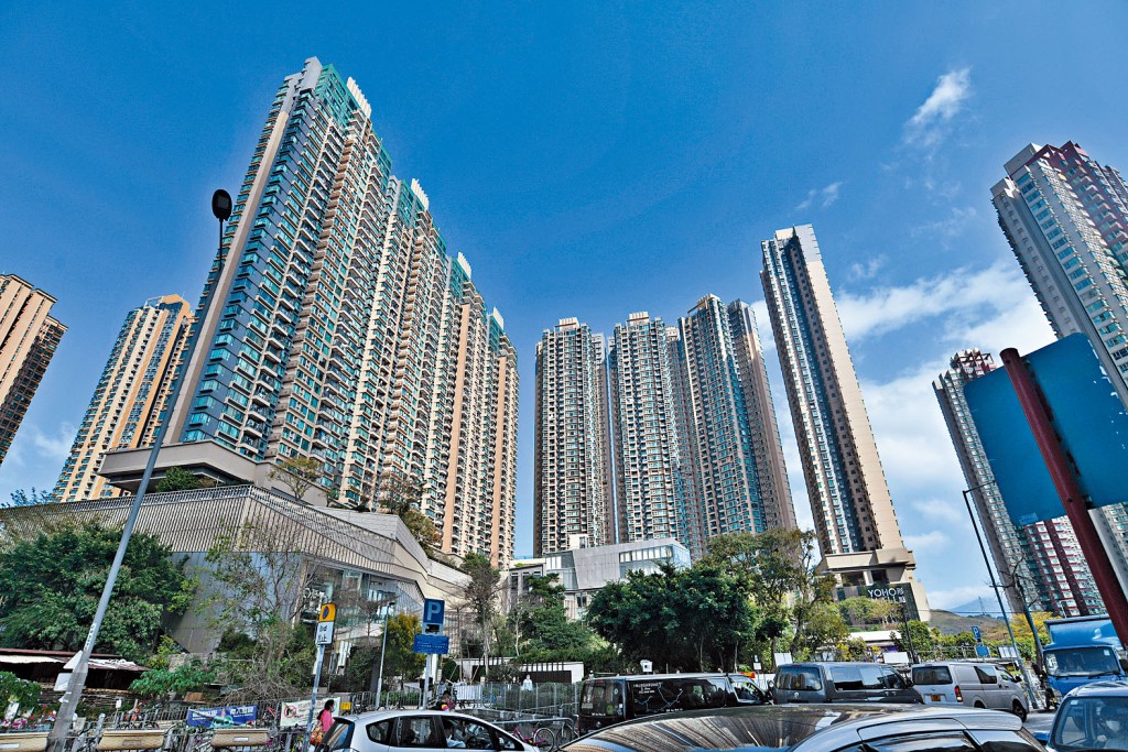 元朗YOHO Midtown基座連接港鐵元朗站，交通方便。