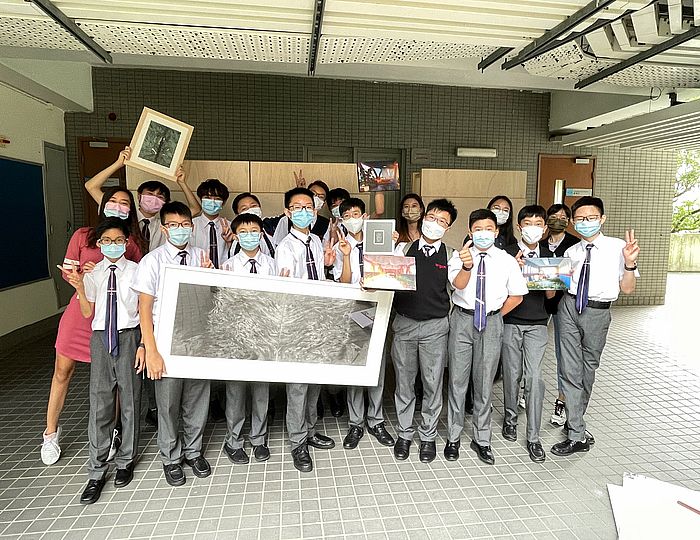 香港華仁書院早前舉行「傑出藝術家學生獎」作品展。