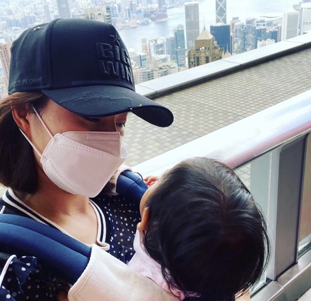 郭晶晶近年專心照顧孩子。