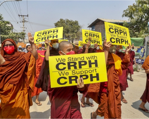 缅甸国内最有权势的佛教僧侣组织呼吁军政府，停止再使用暴力手段对付示威者。AP